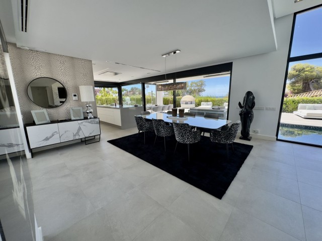 4 Soveroms Villa i Los Monteros