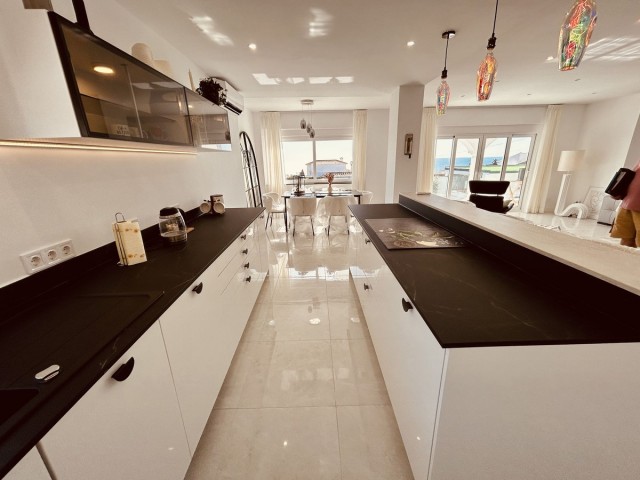 4 Sovrums Villa i La Duquesa