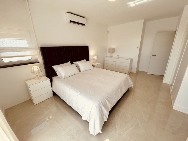4 Sovrums Villa i La Duquesa