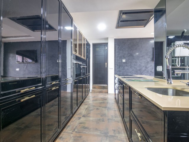 6 Slaapkamer Villa in Sotogrande Alto