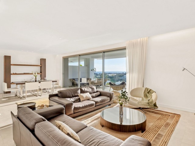 Apartamento con 4 Dormitorios  en Santa Clara