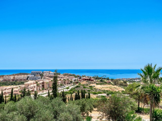6 Soveroms Villa i Manilva