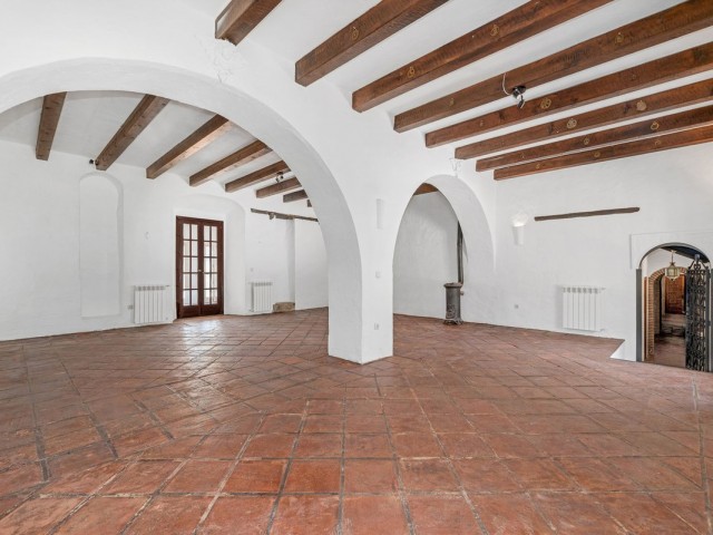 6 Soveroms Villa i Manilva