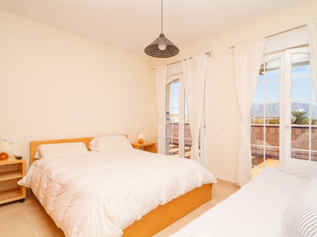Penthouse avec 3 Chambres  à Riviera del Sol