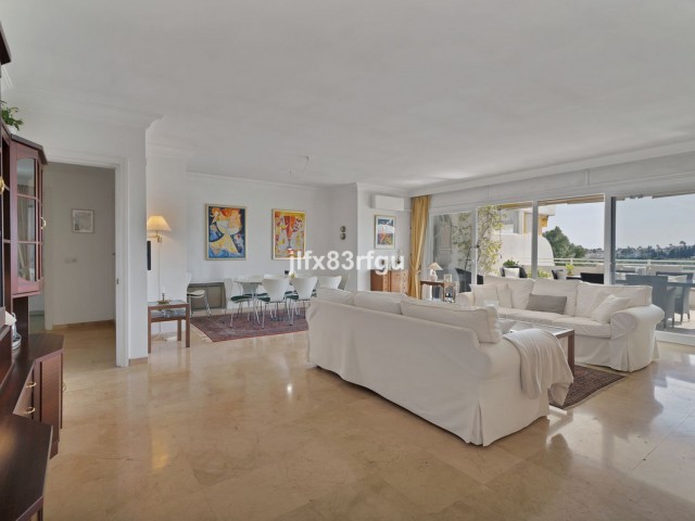 2 Slaapkamer Appartement in Guadalmina Alta