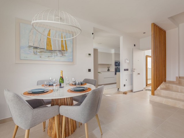 Apartamento con 2 Dormitorios  en Casares Playa