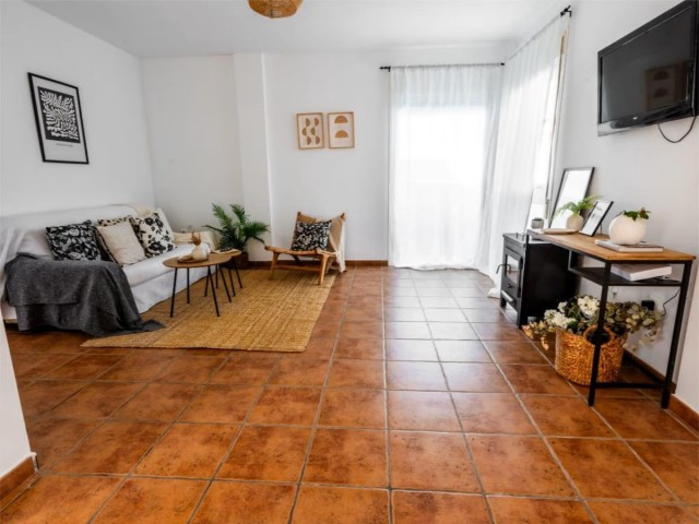 Villa avec 5 Chambres  à Torrequebrada