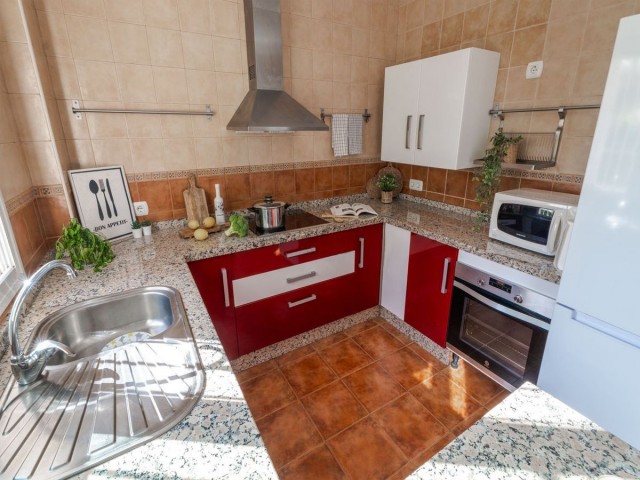 Villa avec 5 Chambres  à Torrequebrada