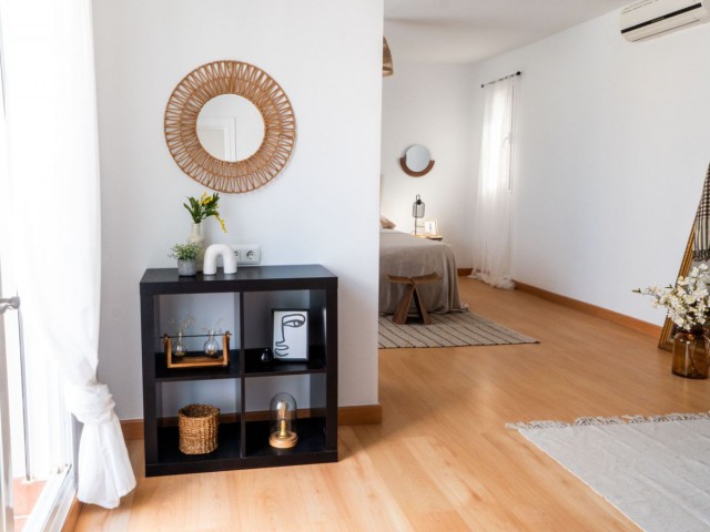 Villa avec 5 Chambres  à Torrequebrada