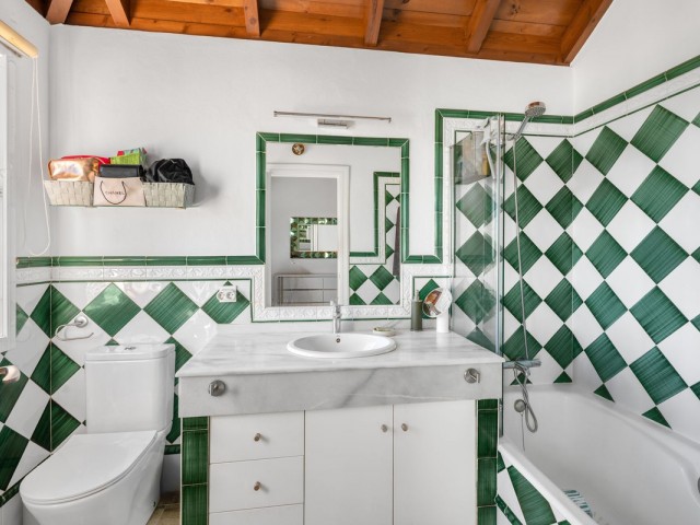 3 Bedrooms Townhouse in The Golden Mile