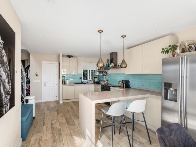 3 Bedrooms Townhouse in The Golden Mile