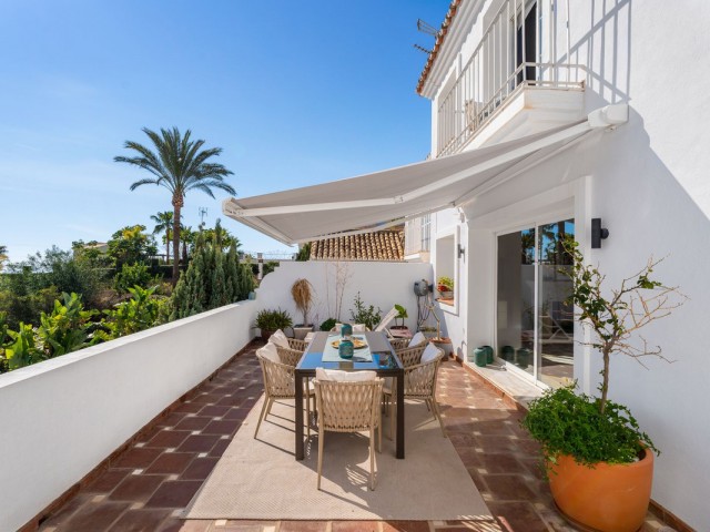 3 Bedrooms Townhouse in The Golden Mile