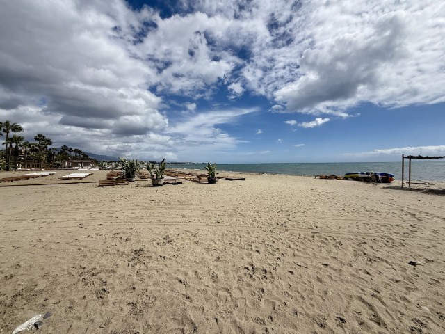 Apartamento con 3 Dormitorios  en Cancelada