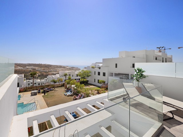 Apartamento con 3 Dormitorios  en La Cala de Mijas