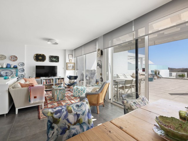 Apartamento con 3 Dormitorios  en La Cala de Mijas
