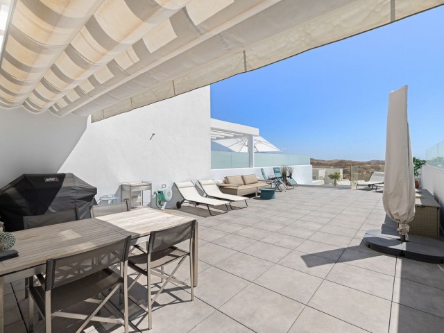 Apartamento con 3 Dormitorios  en La Cala de Mijas