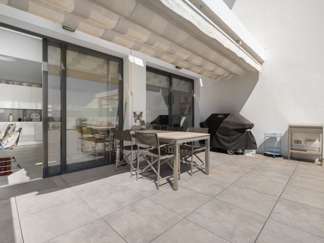Apartamento con 3 Dormitorios  en La Cala de Mijas