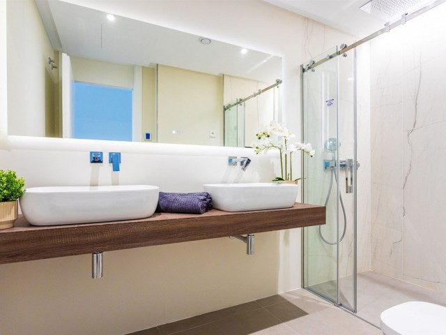 3 Bedrooms Apartment in Fuengirola