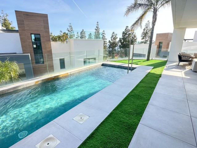 3 Bedrooms Apartment in Cabopino