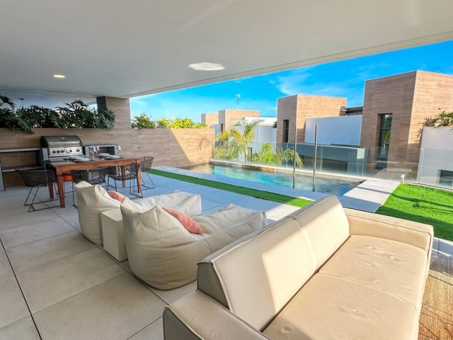 3 Bedrooms Apartment in Cabopino