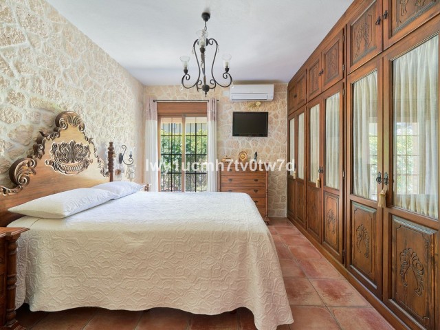 4 Bedrooms Villa in Alhaurín de la Torre