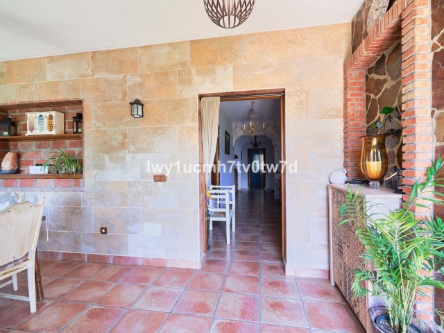 4 Bedrooms Villa in Alhaurín de la Torre