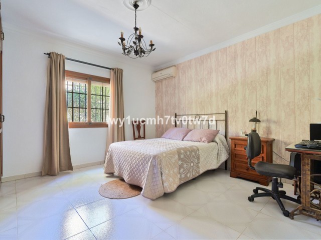 4 Slaapkamer Villa in Alhaurín de la Torre