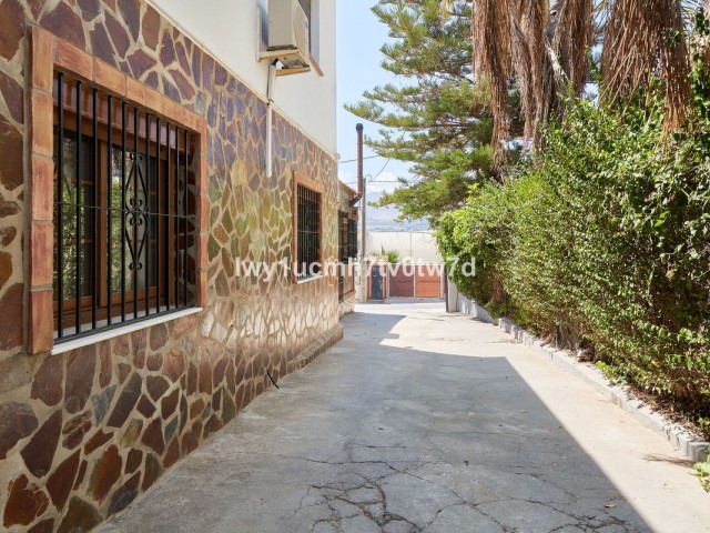 4 Slaapkamer Villa in Alhaurín de la Torre