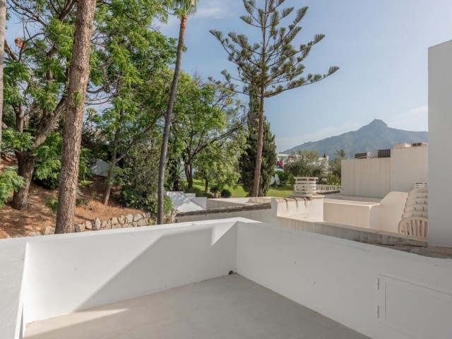 3 Schlafzimmer Reihenhaus in Nueva Andalucía