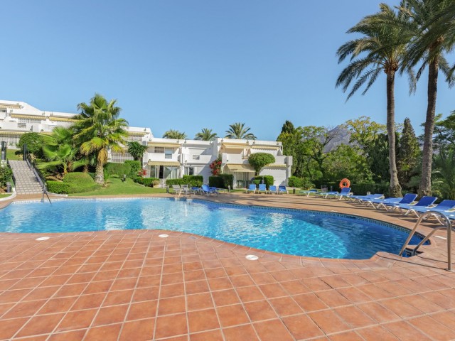 3 Schlafzimmer Reihenhaus in Nueva Andalucía