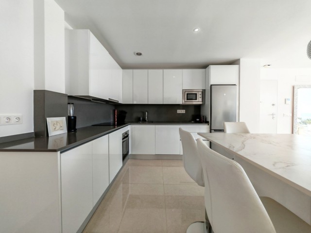 Penthouse avec 4 Chambres  à La Cala de Mijas