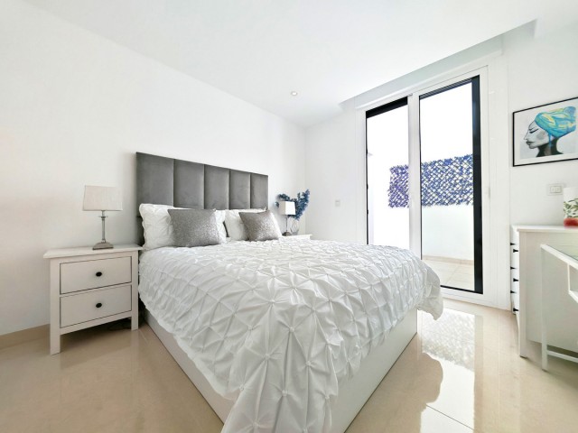 Penthouse avec 4 Chambres  à La Cala de Mijas