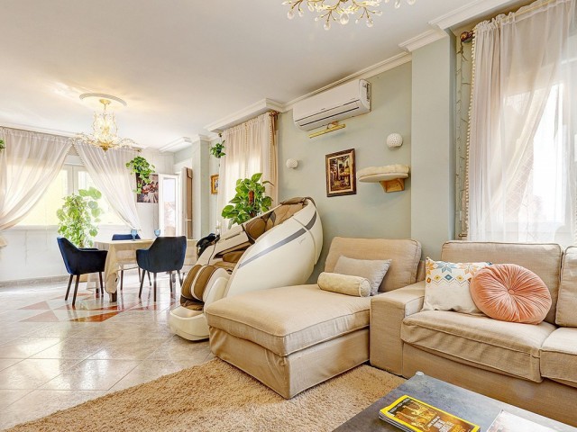 5 Bedrooms Apartment in Málaga