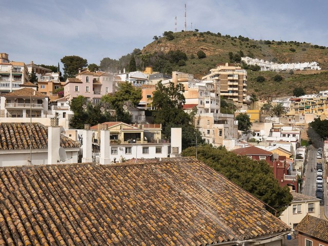 5 Bedrooms Apartment in Málaga