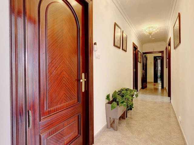 5 Bedrooms Apartment in Málaga