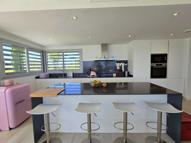 2 Bedrooms Apartment in Casares