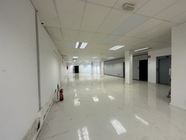 Comercial con 0 Dormitorios  en Málaga Centro