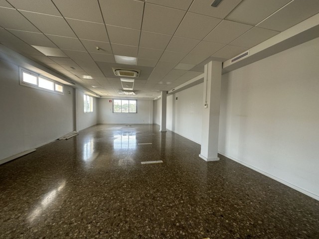 Comercial con 0 Dormitorios  en Málaga Centro