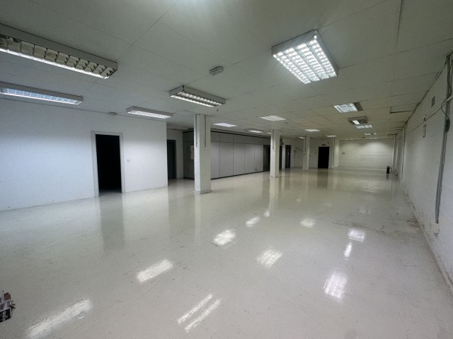 Comercial con 0 Dormitorios  en Málaga Centro