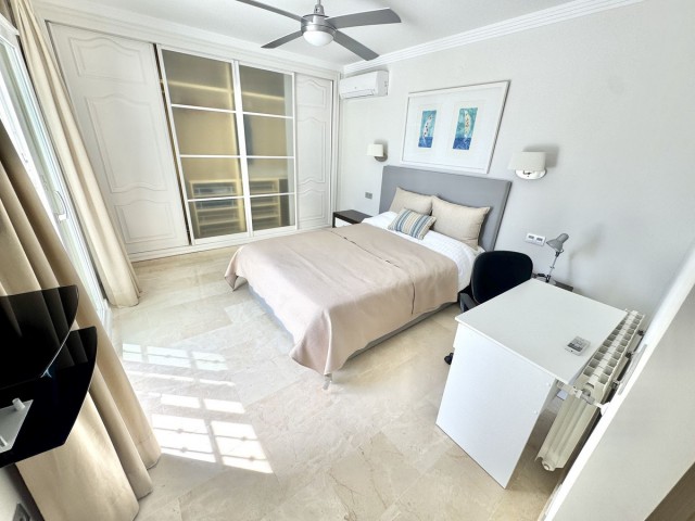 5 Bedrooms Villa in Benalmadena