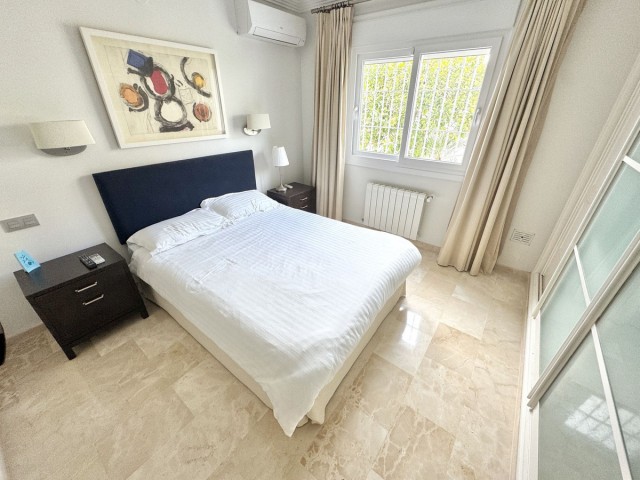 5 Bedrooms Villa in Benalmadena