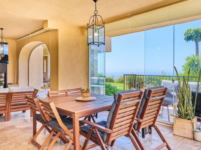 3 Bedrooms Apartment in Benahavís