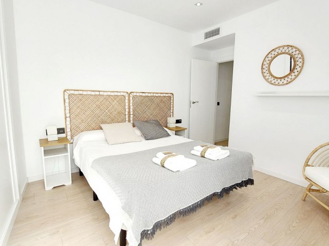 Apartment, Fuengirola, R4143100