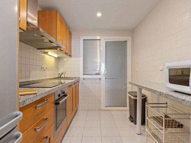 Apartment, Los Arqueros, R5016133