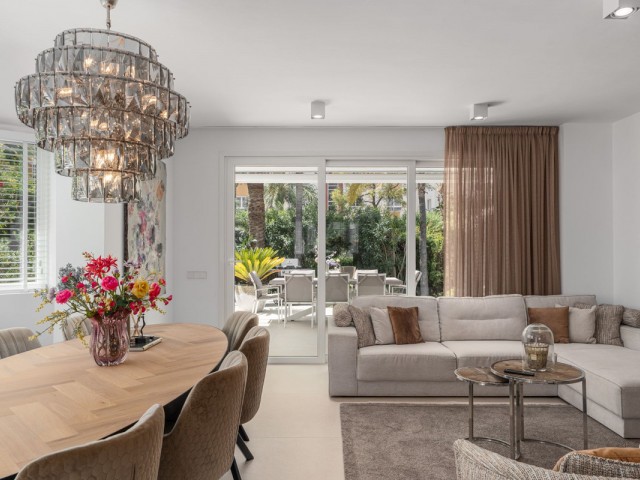 4 Soveroms Villa i Estepona