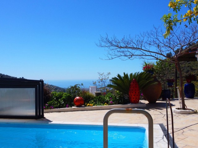 3 Bedrooms Villa in Arenas