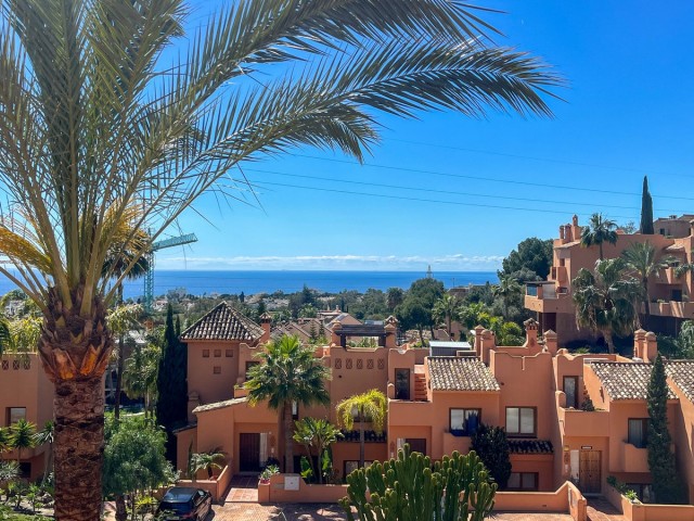 Maison mitoyenne avec 6 Chambres  à Riviera del Sol