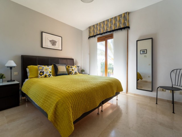 Maison mitoyenne avec 6 Chambres  à Riviera del Sol