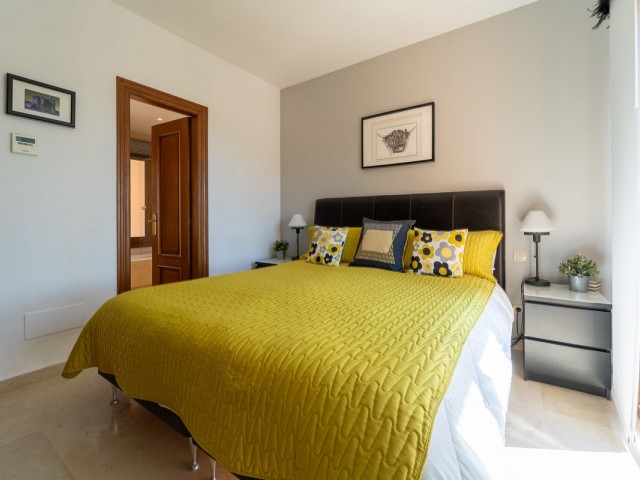 Maison mitoyenne avec 6 Chambres  à Riviera del Sol