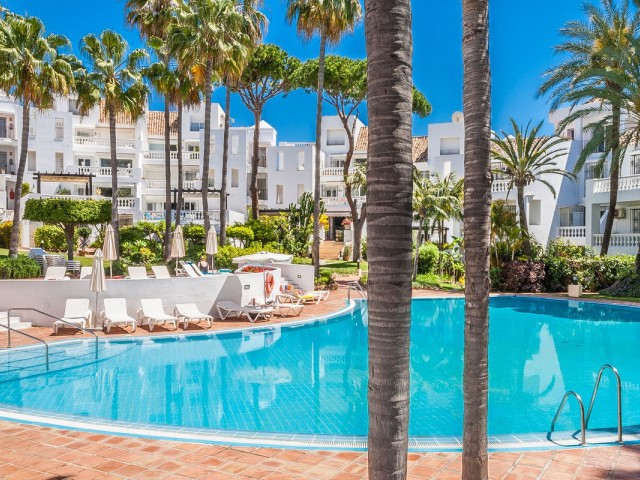 3 Sovrums Lägenhet i Elviria